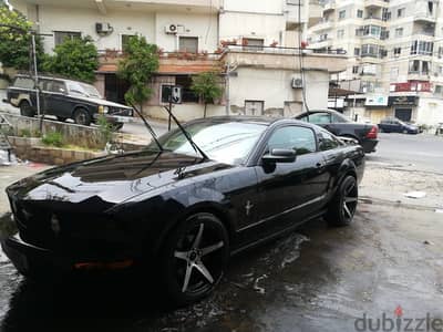 negotiable-Ford mustang - GT Look Shaker 500 radio