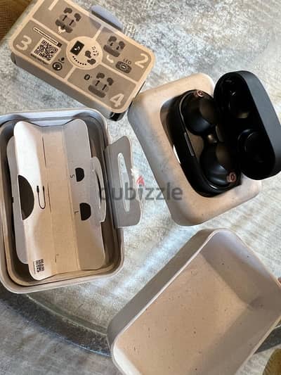 sony earphones Used-like new , pls only text on dubbizle chat