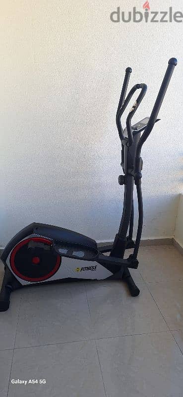 New Elliptical Fitness b 200 $ 6