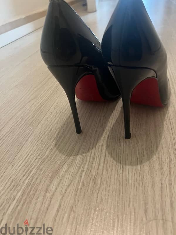 black high heels 2