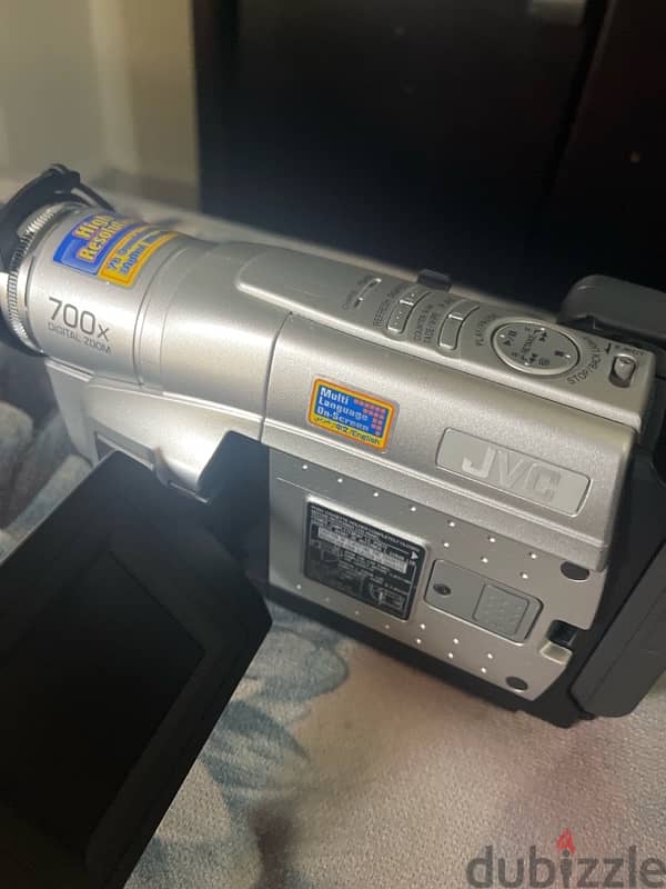 JVC camcorder 3