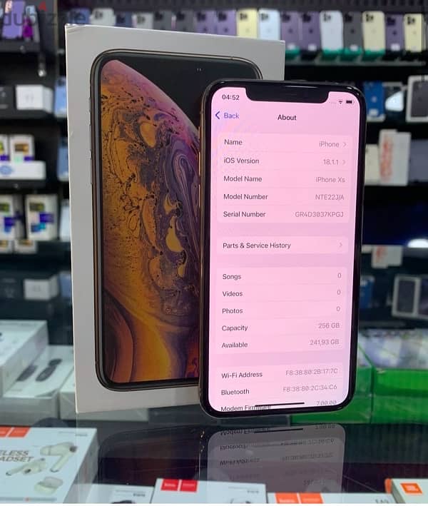 iphone xs 256gb with everything in the box 0