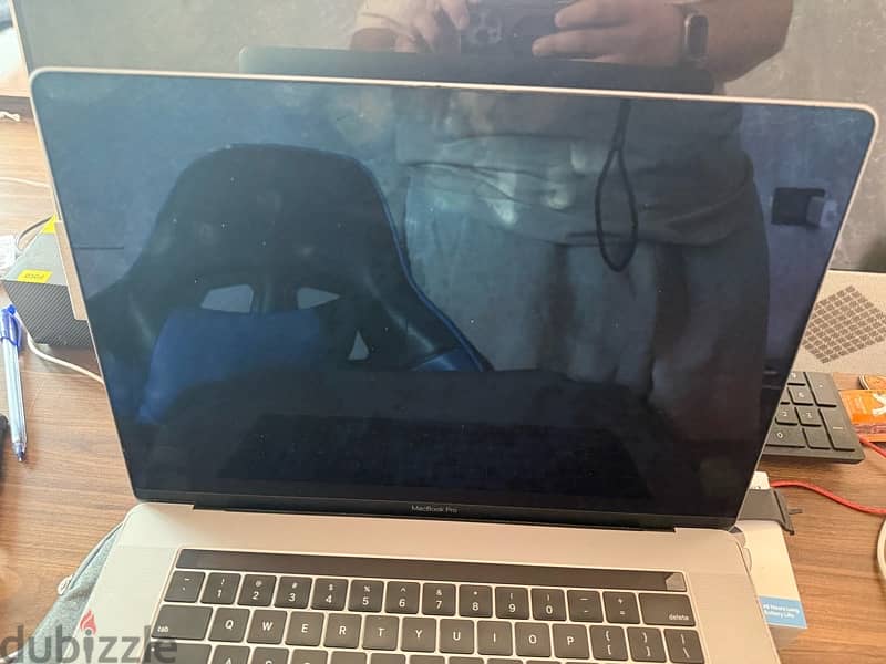 MacBook pro 2019 1