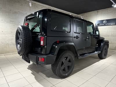 Jeep Wrangler JK SAHARA 1 Owner TgF service Company Black edition