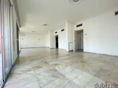 Apartment for Rent in Rawcheh شقة للإيجار في الروشة