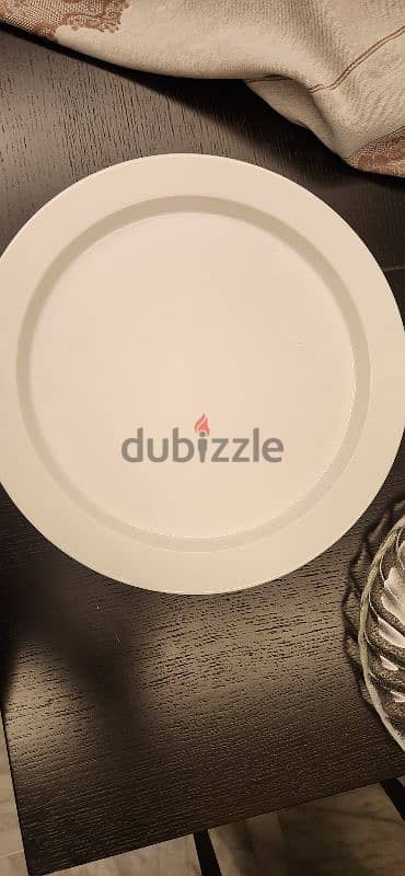 Large white round plate