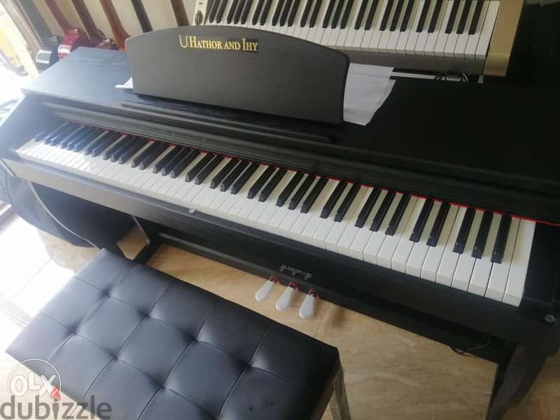 Piano in box HATHOR AND IHY new brand best quality with warranty 2