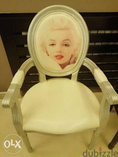 Marleen Monroe chairs