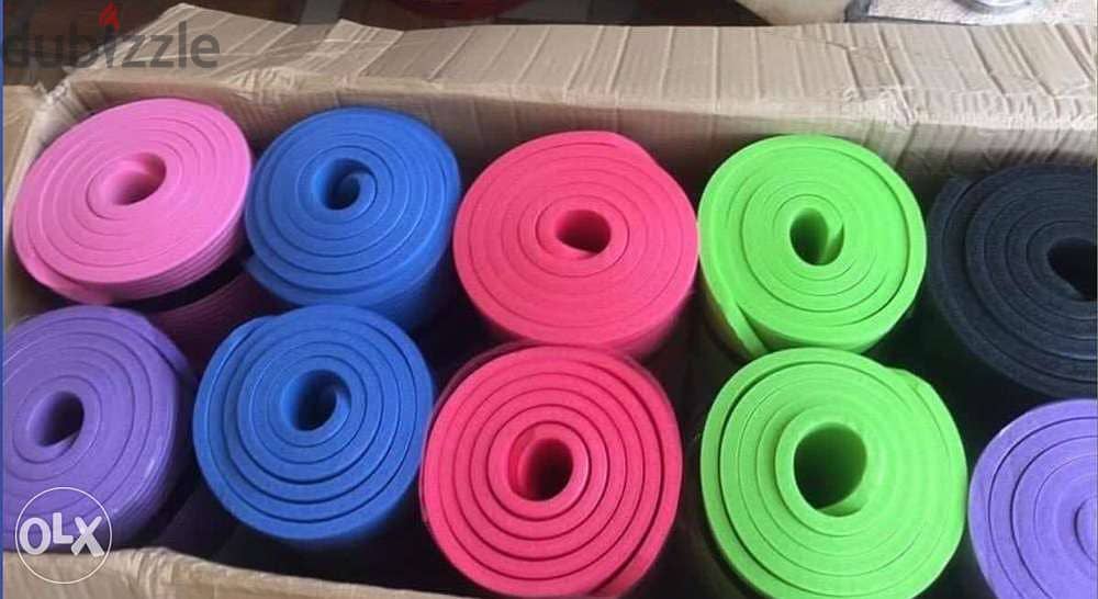 Yoga MatSIZE premium quality : 61cm X 185cm X 1cm 6