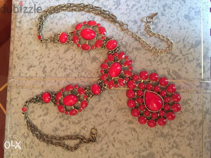 Necklace and Earrings - BEYA - عقد و حلق 5
