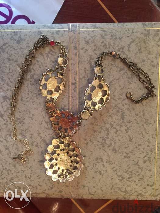 Necklace and Earrings - BEYA - عقد و حلق 6
