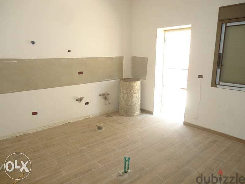 Apartment for sale in Baabdath شقة للبيع في بعبدات 3