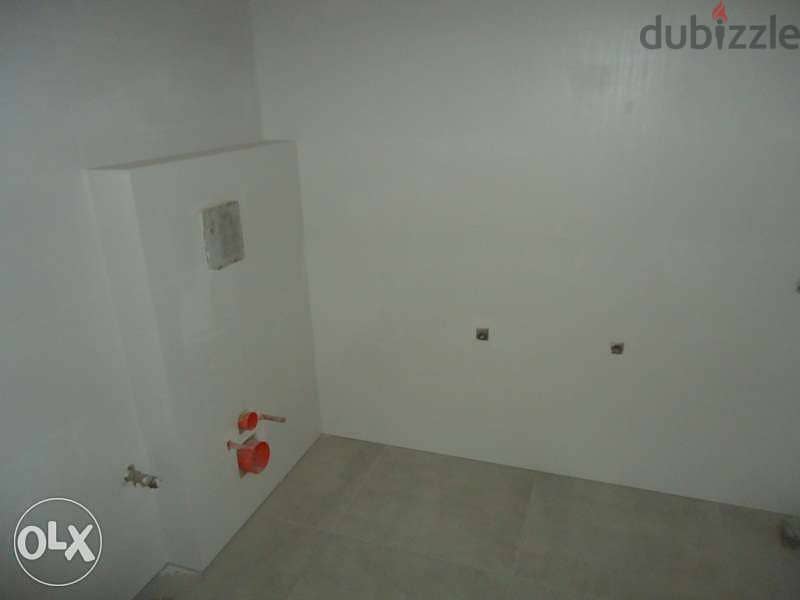 Apartment for sale in Baabdath شقة للبيع في بعبدات 4