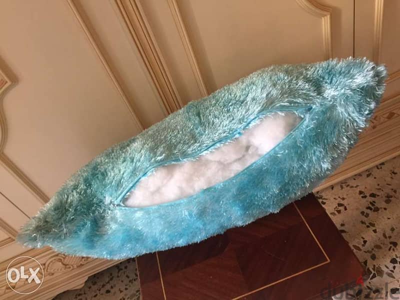 Fluffy Pillow - IKEA - وسادة رقيقة 3