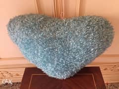 Heart Shape Pillow - IKEA - وسادة شكل قلب 0