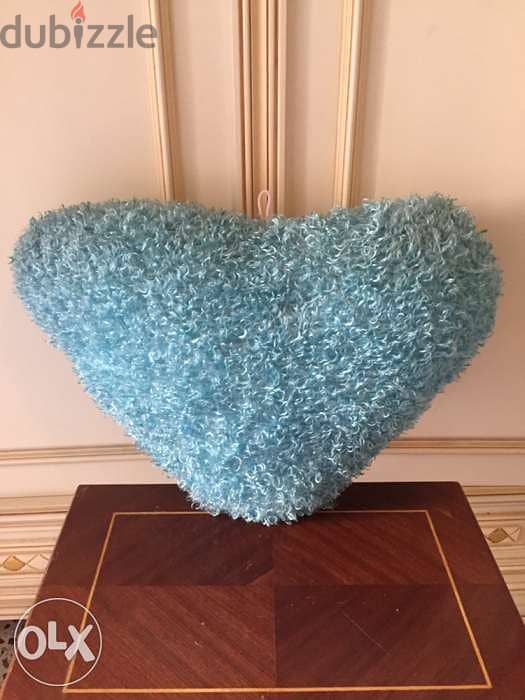 Heart Shape Pillow - IKEA - وسادة شكل قلب 6
