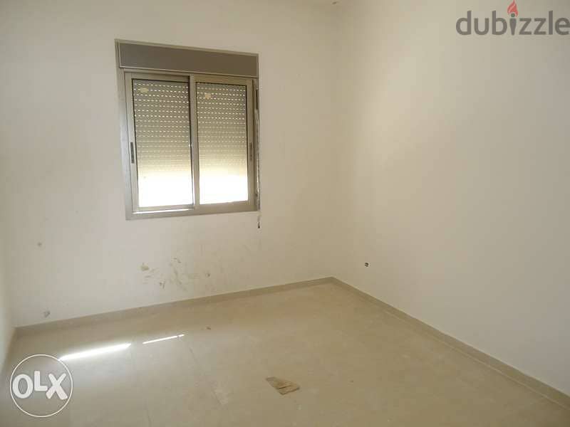 Apartment for Sale in Oyoun شقه للبيع في العيون 7