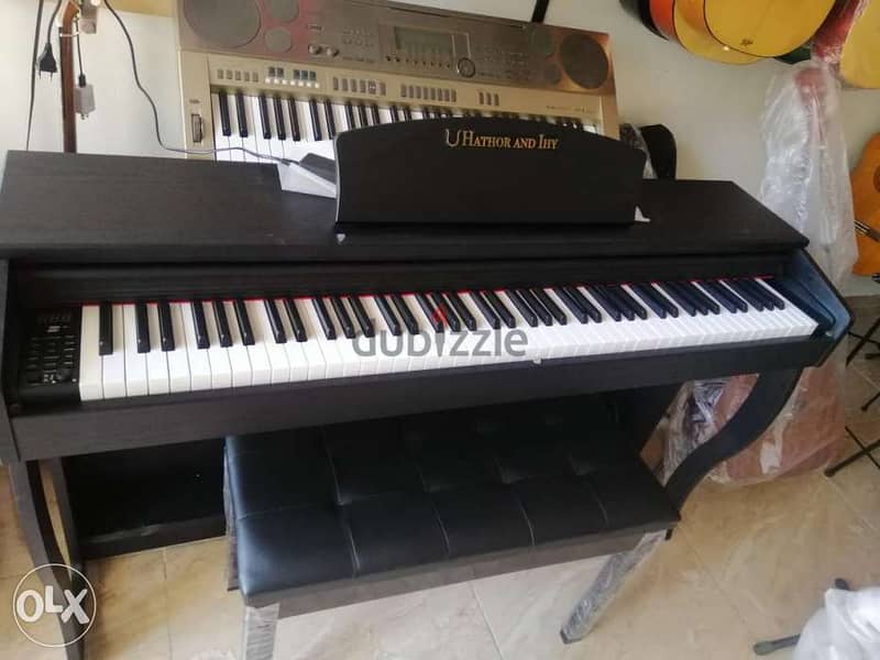 Matt black Digital piano in box limited offer for 3 days 0