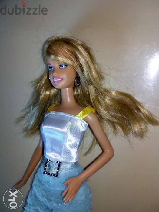 Barbie LOVE NAILS Mattel 2005 like new weared doll bendable legs=15$ 2