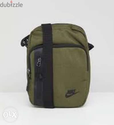 nike tech shoulder bag