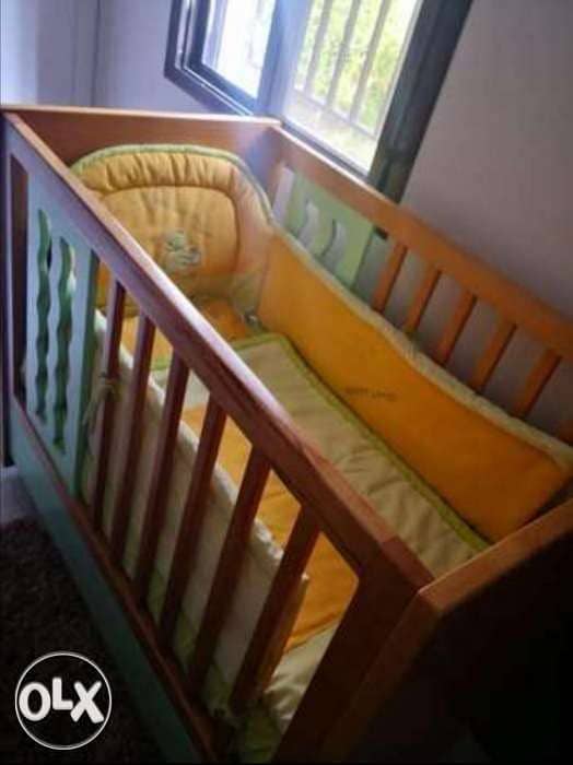 Baby bed +mattress + set for baby bed from 4 pice. 1