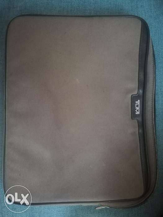 Authentic TUMI bag / laptop bag orange interior like new 1