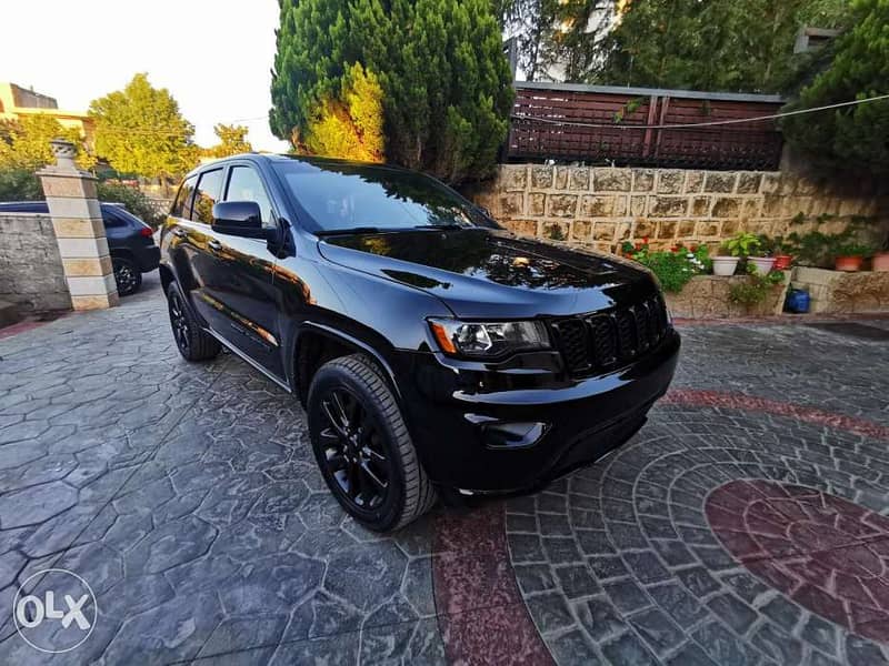 Grand Cherokee altitude 2018 v6 2