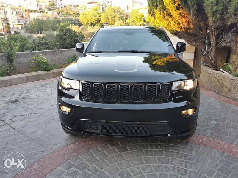 Grand Cherokee altitude 2018 v6 4