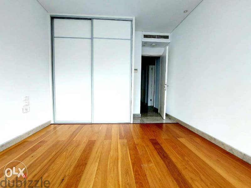 RA21-151 Apartment for rent in Beirut, Hamra, 250m2, $2,500 cash 5