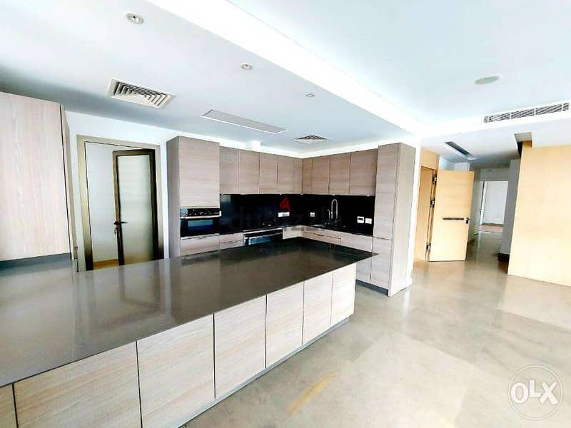 RA21-151 Apartment for rent in Beirut, Hamra, 250m2, $2,500 cash 6