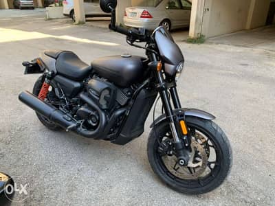 400 km only Harley Davidson street rod 2017