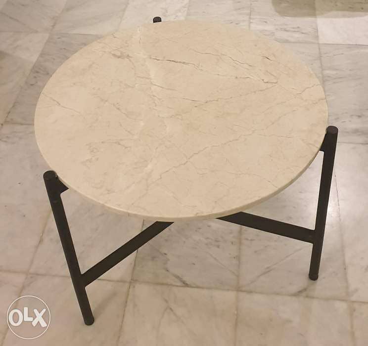 Sicilian Perlatino Marble Coffee Table 70cm diameter with metal base 5