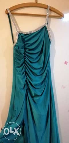 Beautiful long dress size medium 0