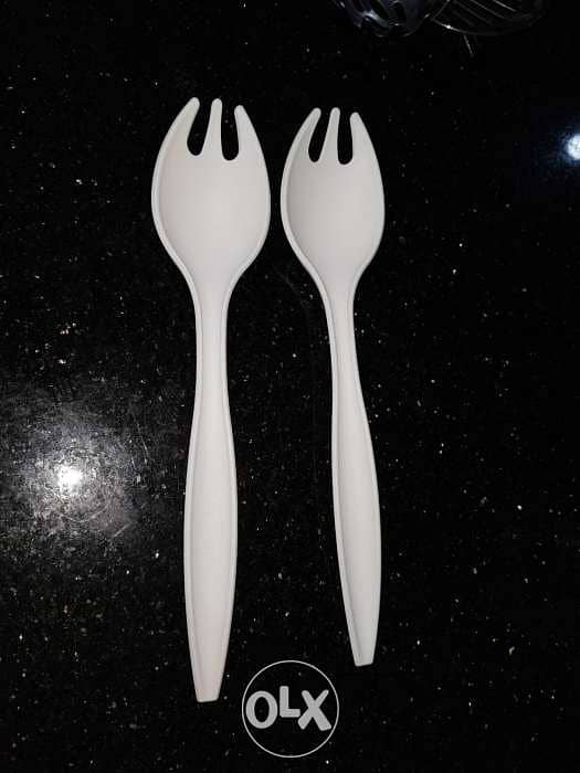 TUPPERWARE Salad Forks As new White color 1