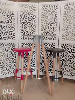 Bar table with 4 chairs