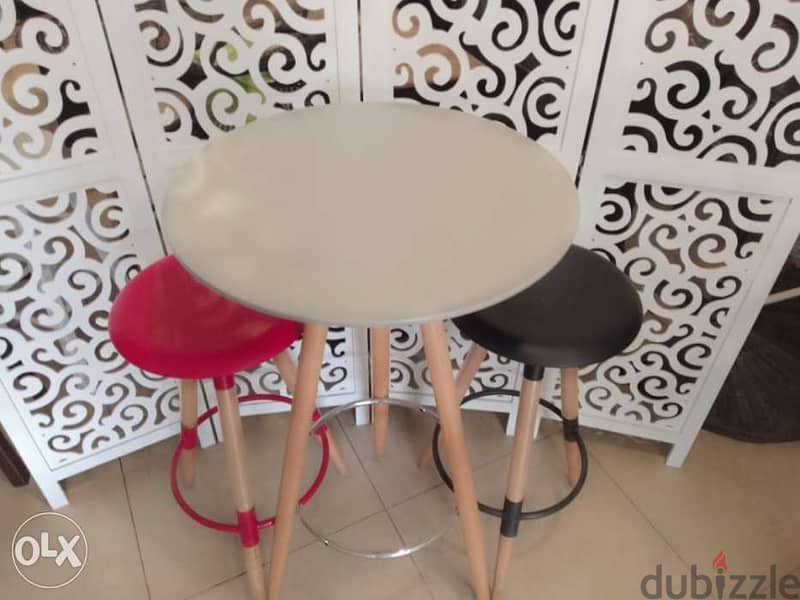 Bar table with 4 chairs 1