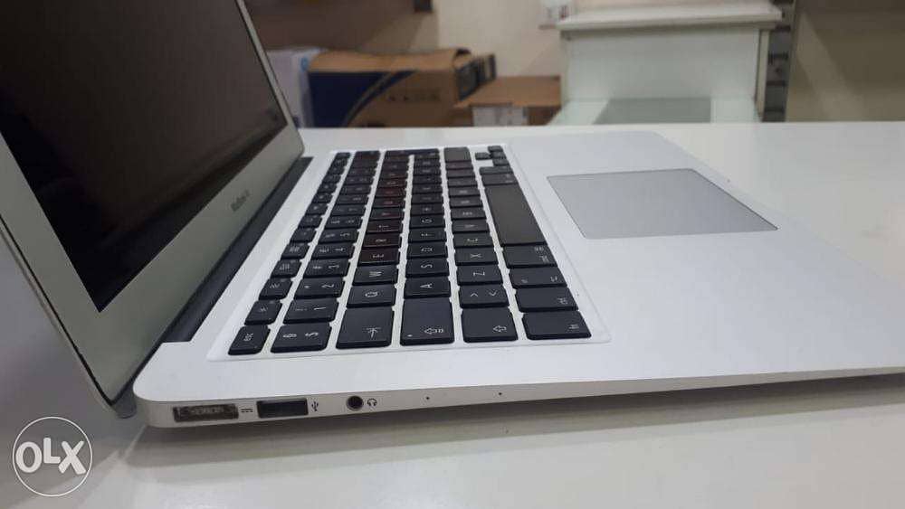 Apple MacBook Air core i5 1