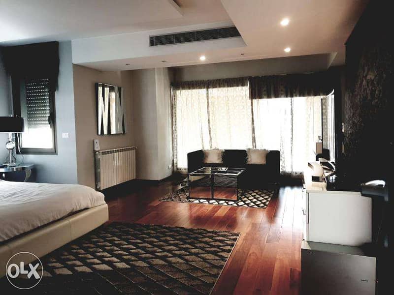 L07796- Duplex for Sale in Achrafieh with an Open View - Cash! 2