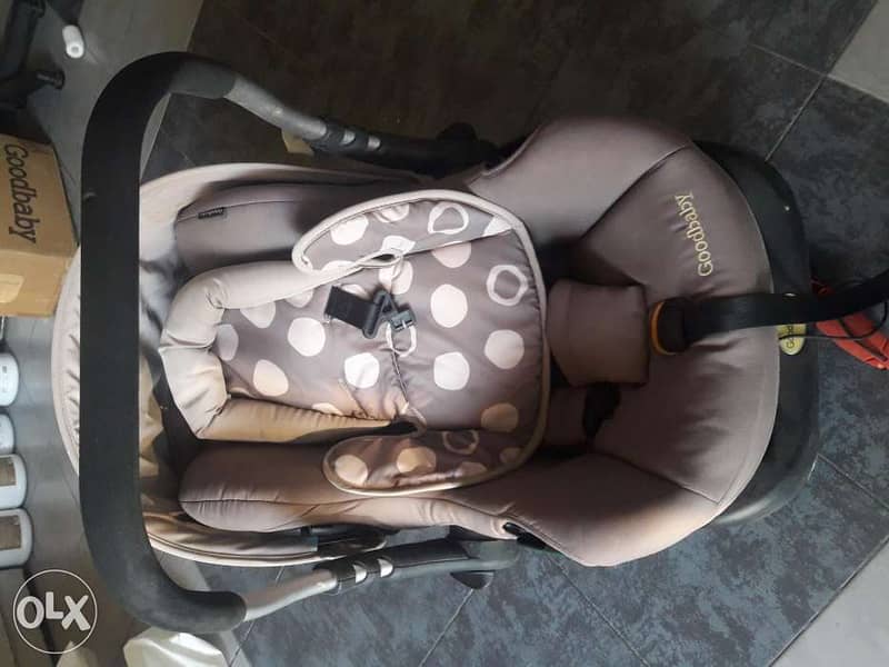 Goodbaby car seat great condition 1