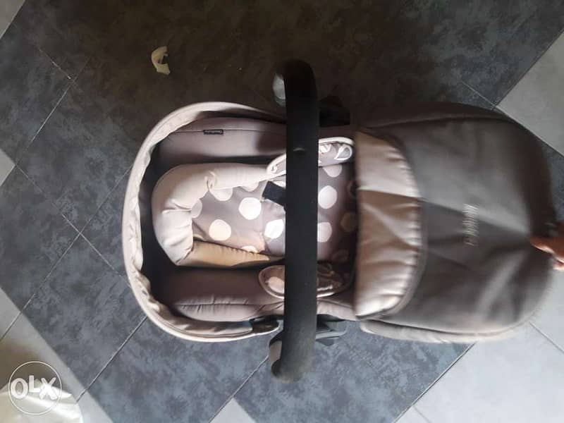 Goodbaby car seat great condition 3