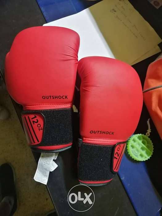 Brand new boxing gloves 12 oz 1