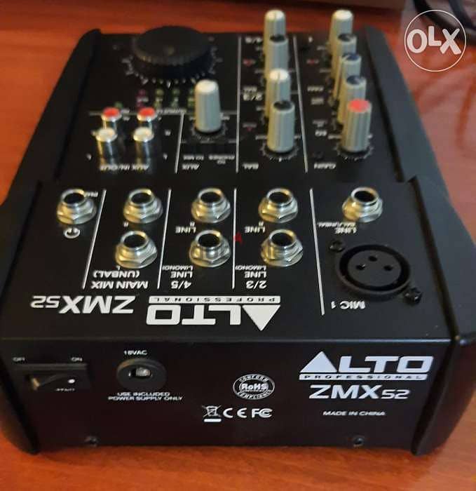 Alto ZMX52 mixer mixing console 1