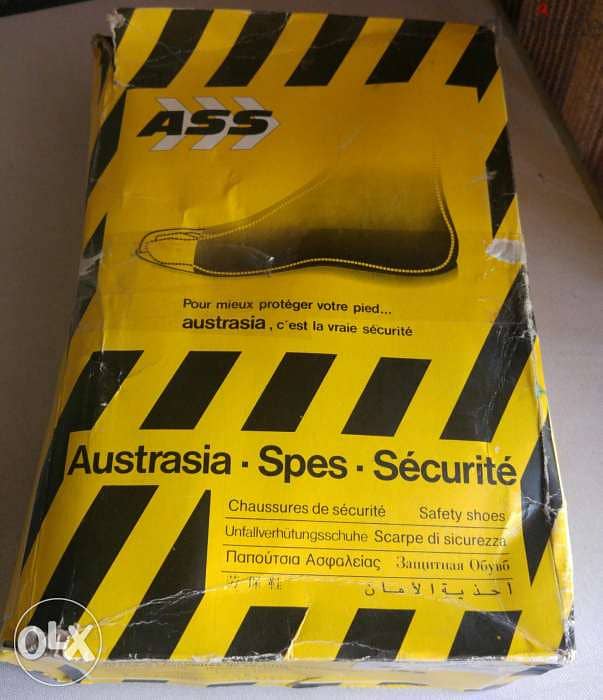 MTS safety shoes 0