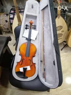 4/4 violin new with all accessories