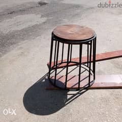 Metal base round table and chair طاولة او كرسي خشب وحديد