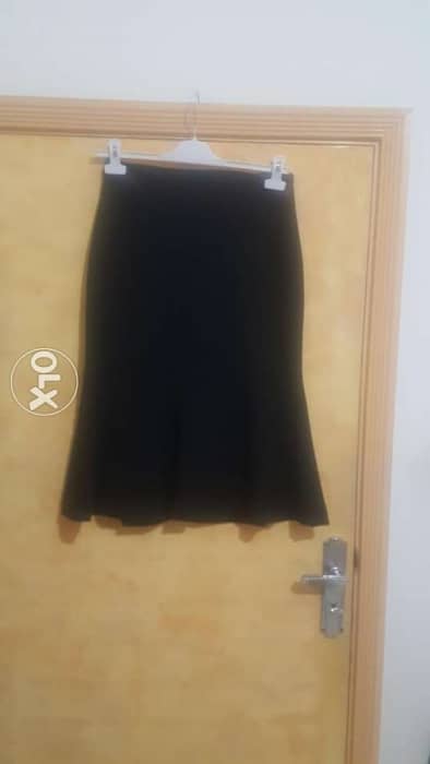 JENSEN black skirt 38 تنورة 1