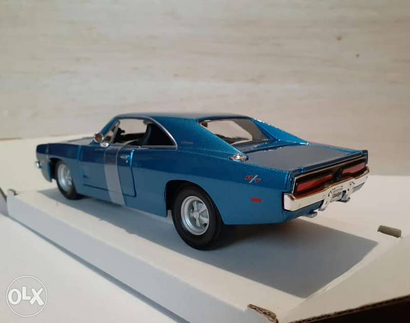 Charger 69 diecast car model 1:25. 3