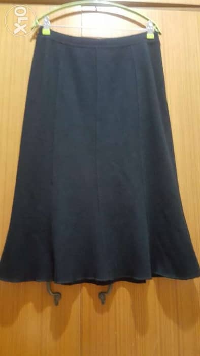 CLAUDA black wool knit skirt size 3 40 42تنورة صوف