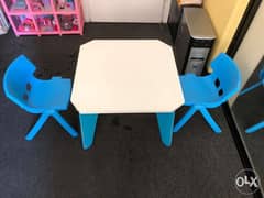 Kids Table with 2 chairs