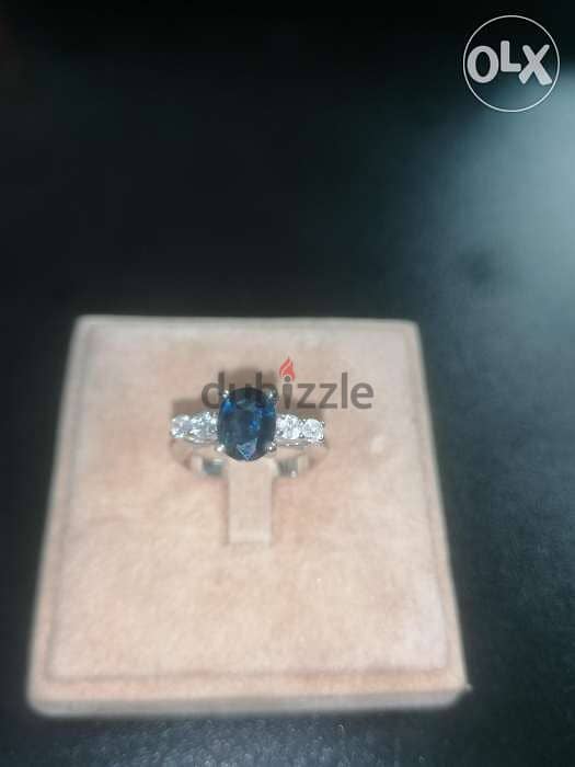 Natural diamond and saphire ring 5